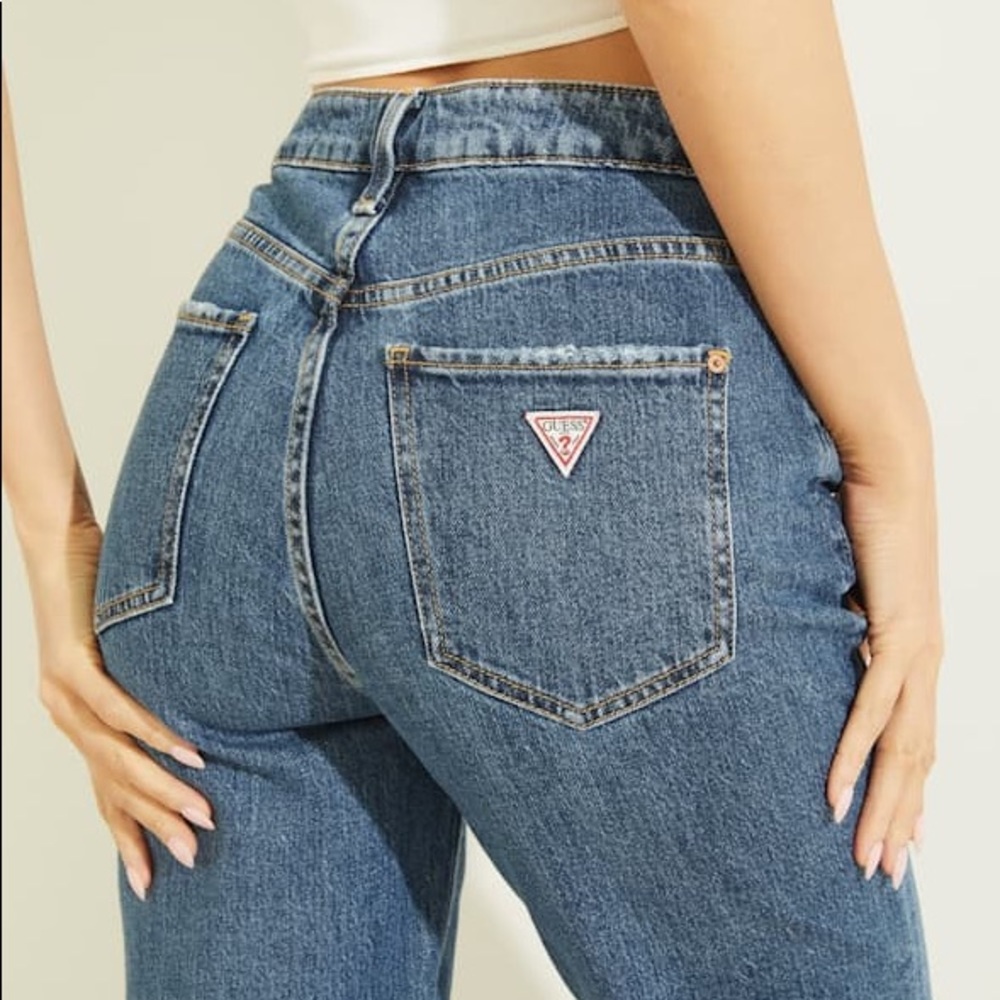 Guess Mom Jeans
